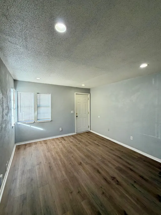 Photo 5 — 2605 1st Street, Lubbock, TX 79415