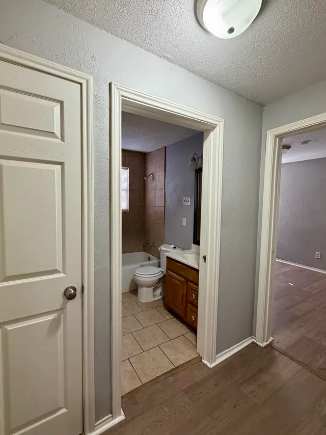 Photo 6 — 2605 1st Street, Lubbock, TX 79415