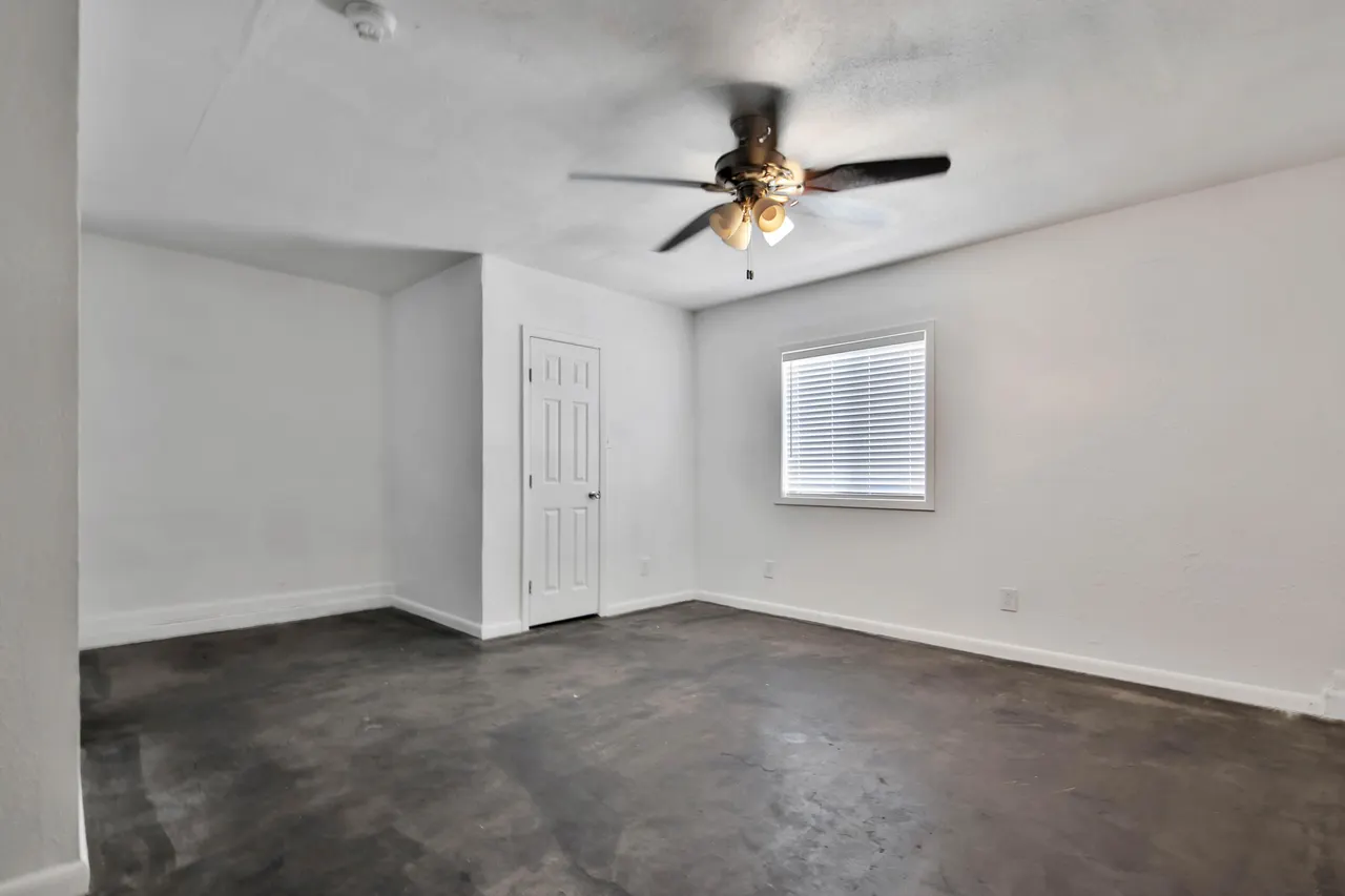 Photo 15 — 4317 31st Street, Lubbock, TX 79410