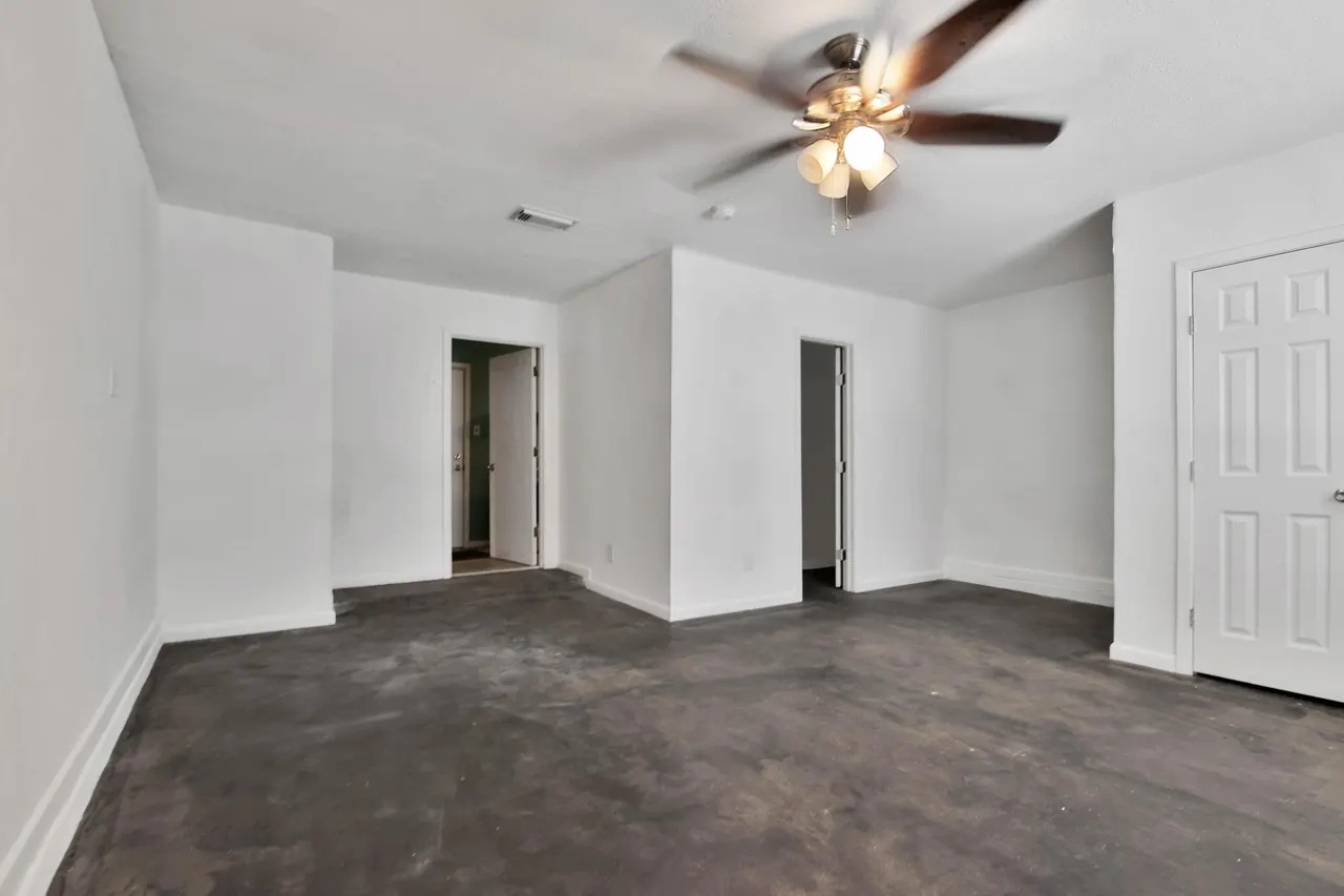 Photo 16 — 4317 31st Street, Lubbock, TX 79410
