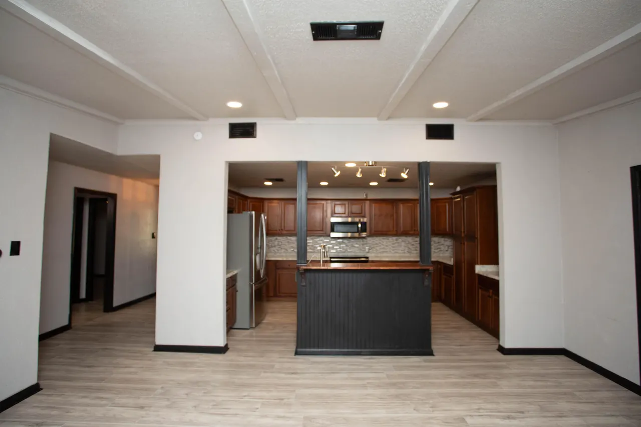 Photo 13 — 1308 47th Street, Lubbock, TX 79412