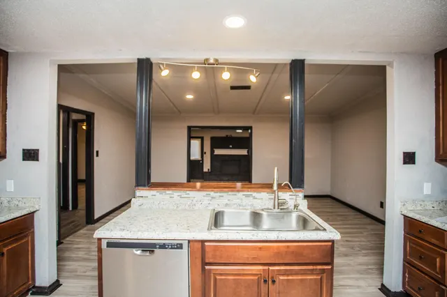 Photo 8 — 1308 47th Street, Lubbock, TX 79412