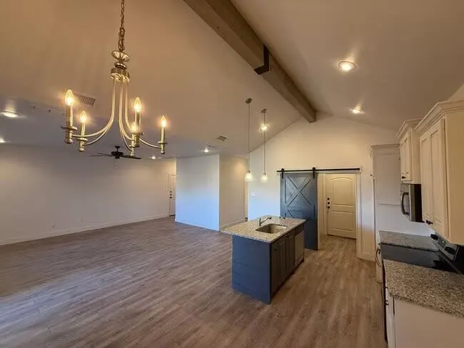 Photo 5 — 1704 102nd Street A, Lubbock, TX 79423