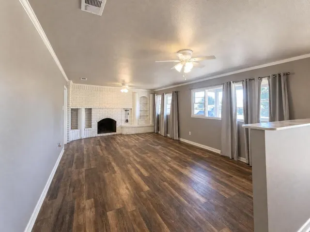 Photo 4 — 3611 36th Street, Lubbock, TX 79413