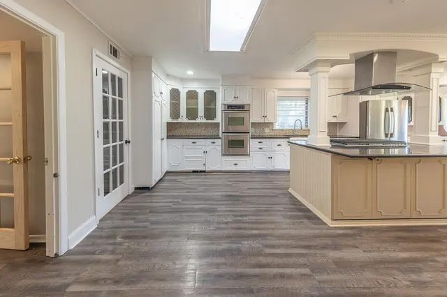 Photo 7 — 4908 19th Street, Lubbock, TX 79407