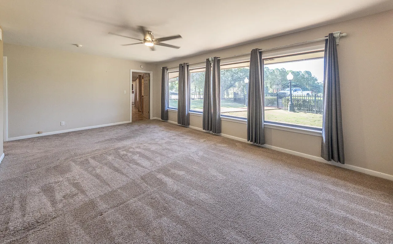 Photo 19 — 4908 19th Street, Lubbock, TX 79407