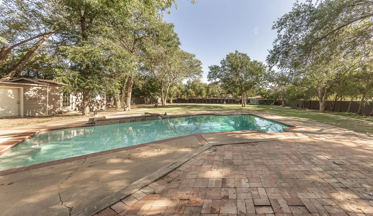Photo 22 — 4908 19th Street, Lubbock, TX 79407