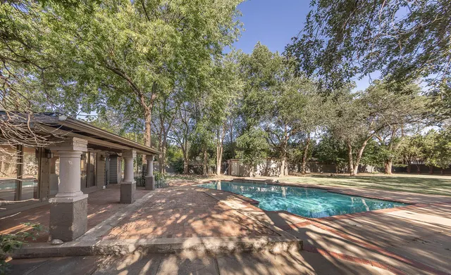Photo 2 — 4908 19th Street, Lubbock, TX 79407