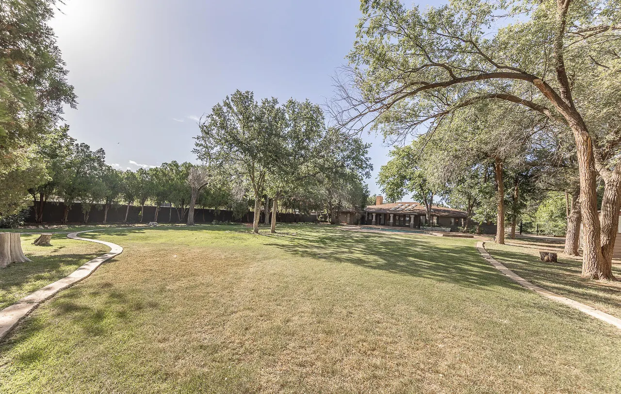 Photo 25 — 4908 19th Street, Lubbock, TX 79407