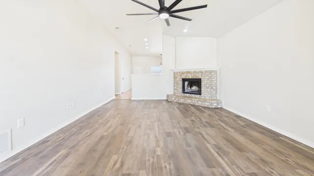 Photo 8 — 6801 36th Street, Lubbock, TX 79407