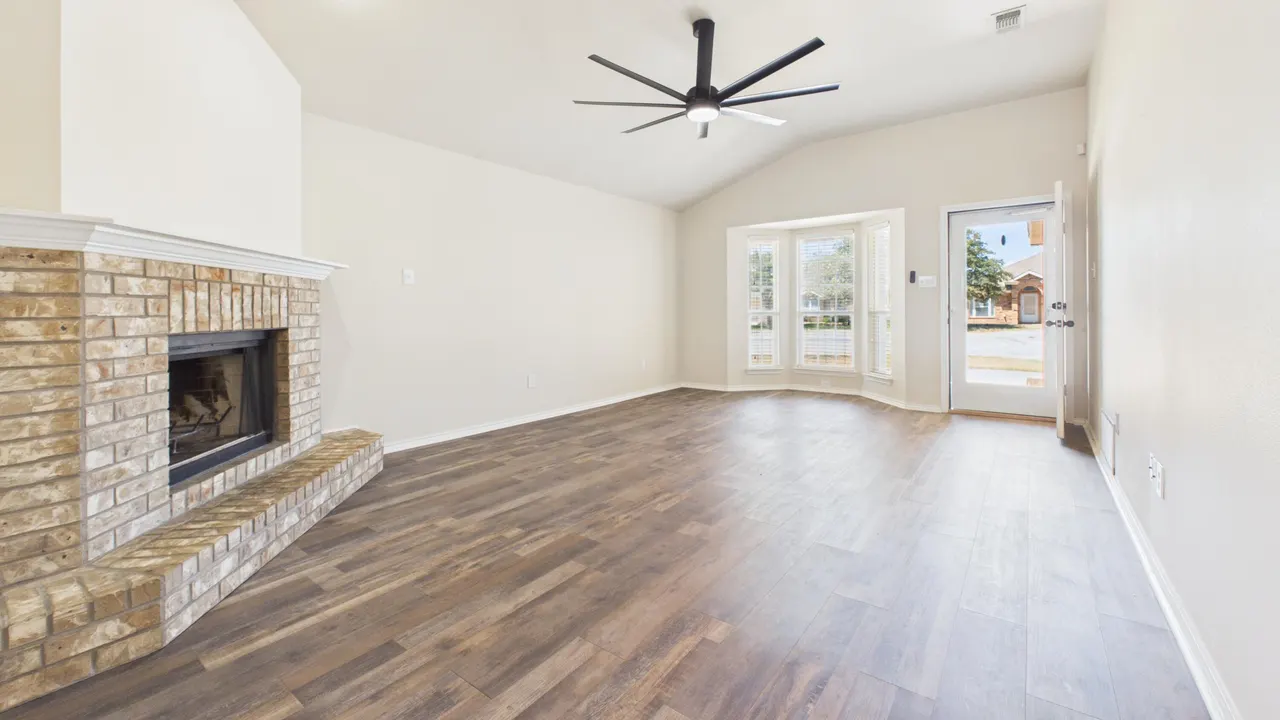 Photo 11 — 6801 36th Street, Lubbock, TX 79407
