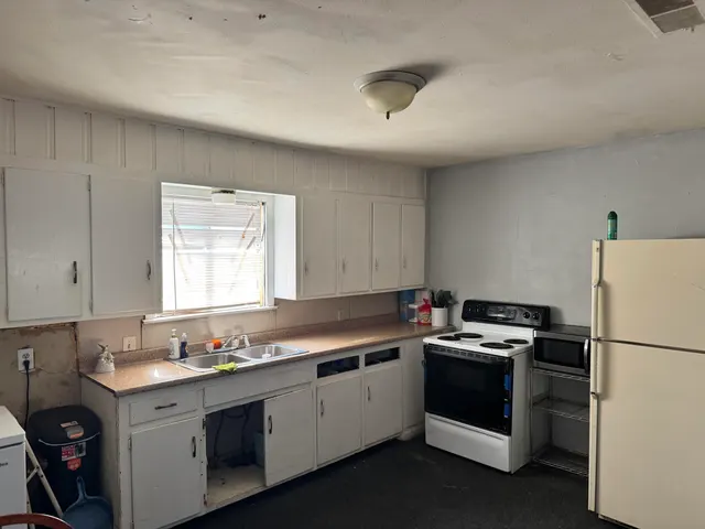 Photo 6 — 6127 Avenue Q, Lubbock, TX 79412