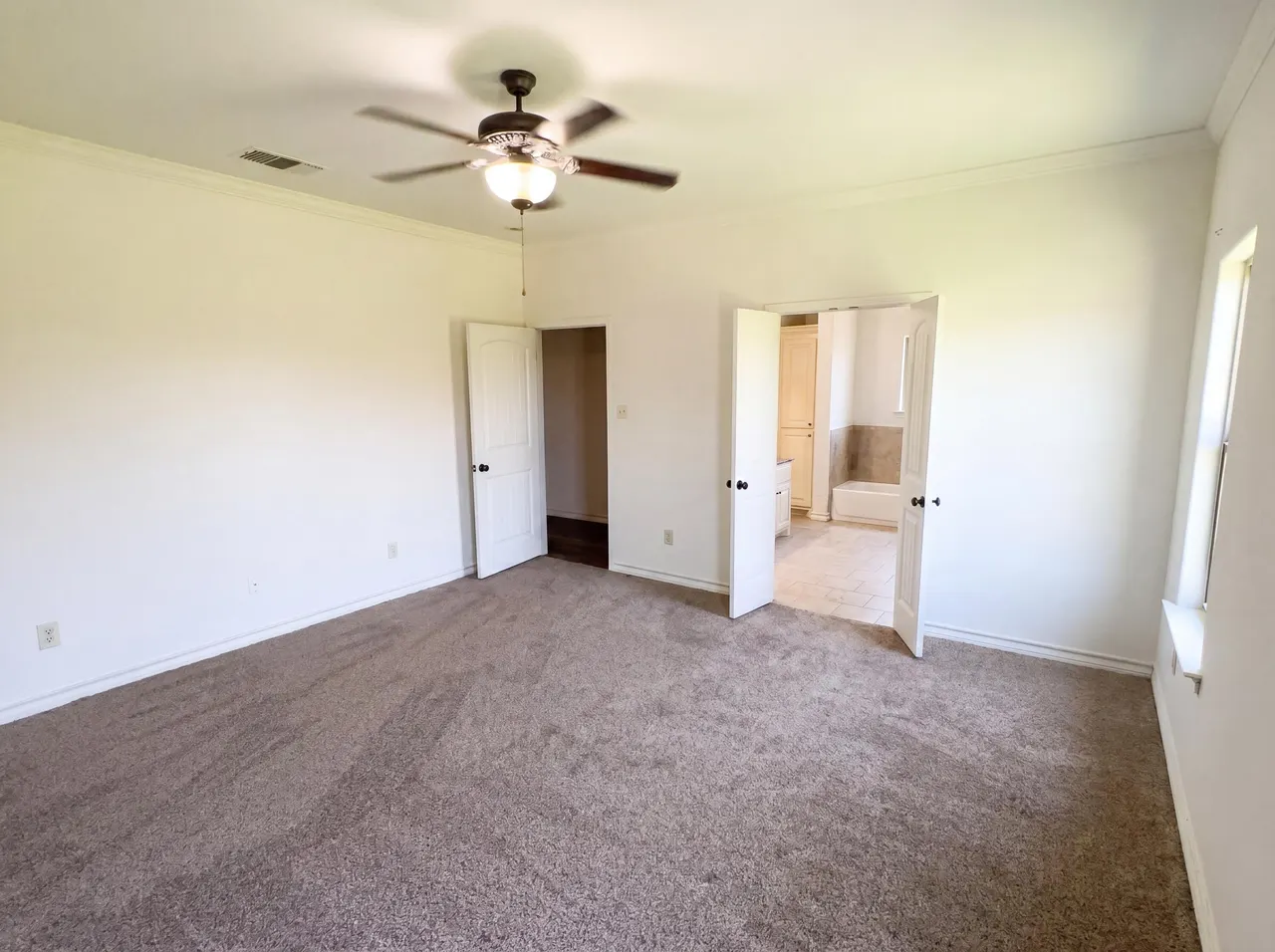 Photo 4 — 8809 10th Street, Lubbock, TX 79416