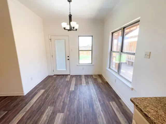Photo 7 — 8809 10th Street, Lubbock, TX 79416