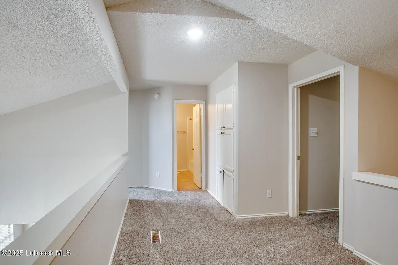 Photo 9 — 538 N Fulton Avenue, Lubbock, TX 79416