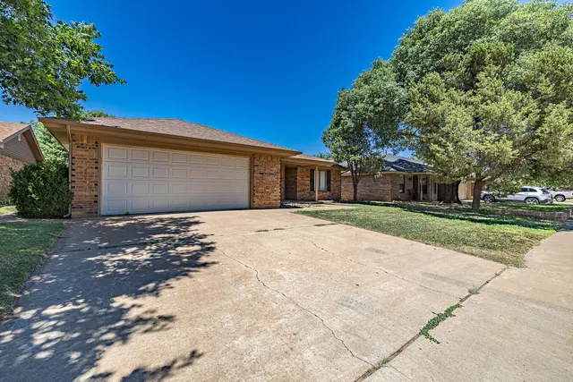 Photo 3 — 4812 60th Street, Lubbock, TX 79414