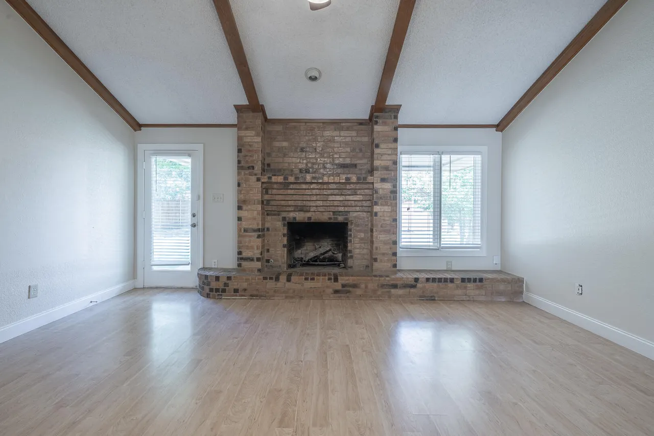 Photo 4 — 4812 60th Street, Lubbock, TX 79414