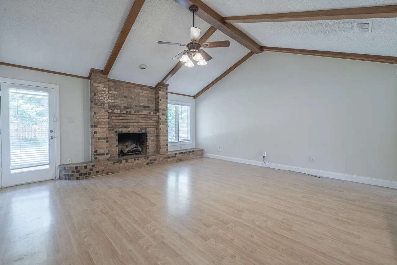 Photo 7 — 4812 60th Street, Lubbock, TX 79414