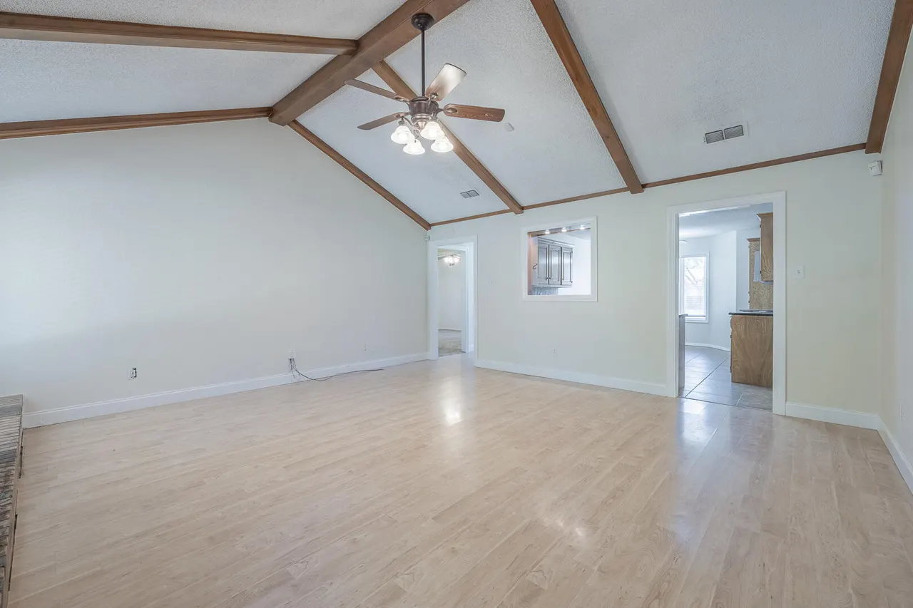 Photo 10 — 4812 60th Street, Lubbock, TX 79414