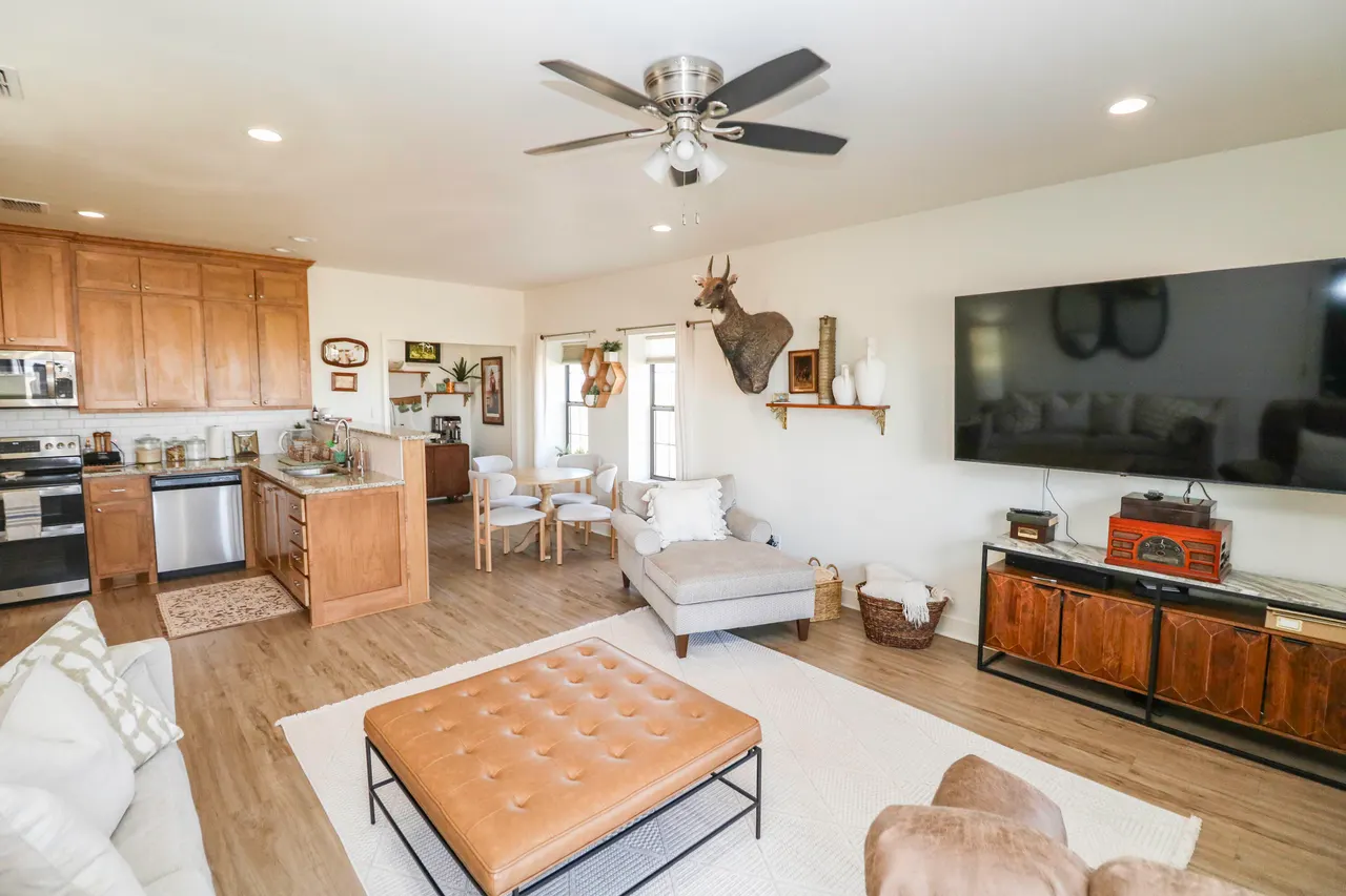 Photo 3 — 3002 County Road 332, Anton, TX 79313
