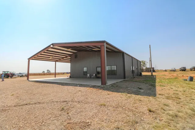 Photo 2 — 3002 County Road 332, Anton, TX 79313