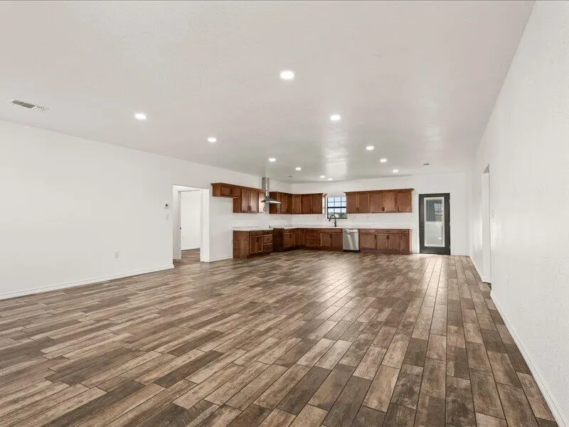 Photo 6 — 1706 Fox Lane Road, Brownfield, TX 79316