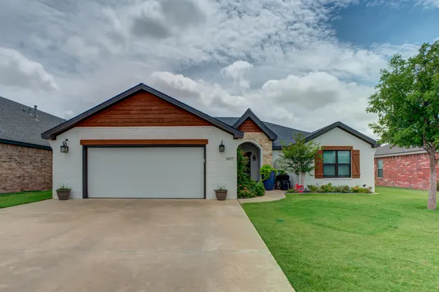 Front exterior — 6923 71st Street, Lubbock, TX 79424