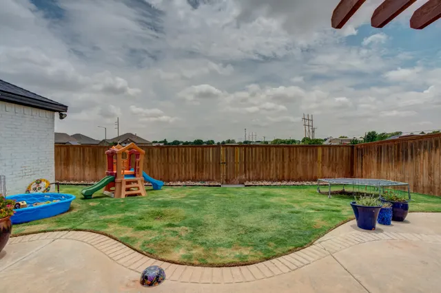 Photo 5 — 6923 71st Street, Lubbock, TX 79424