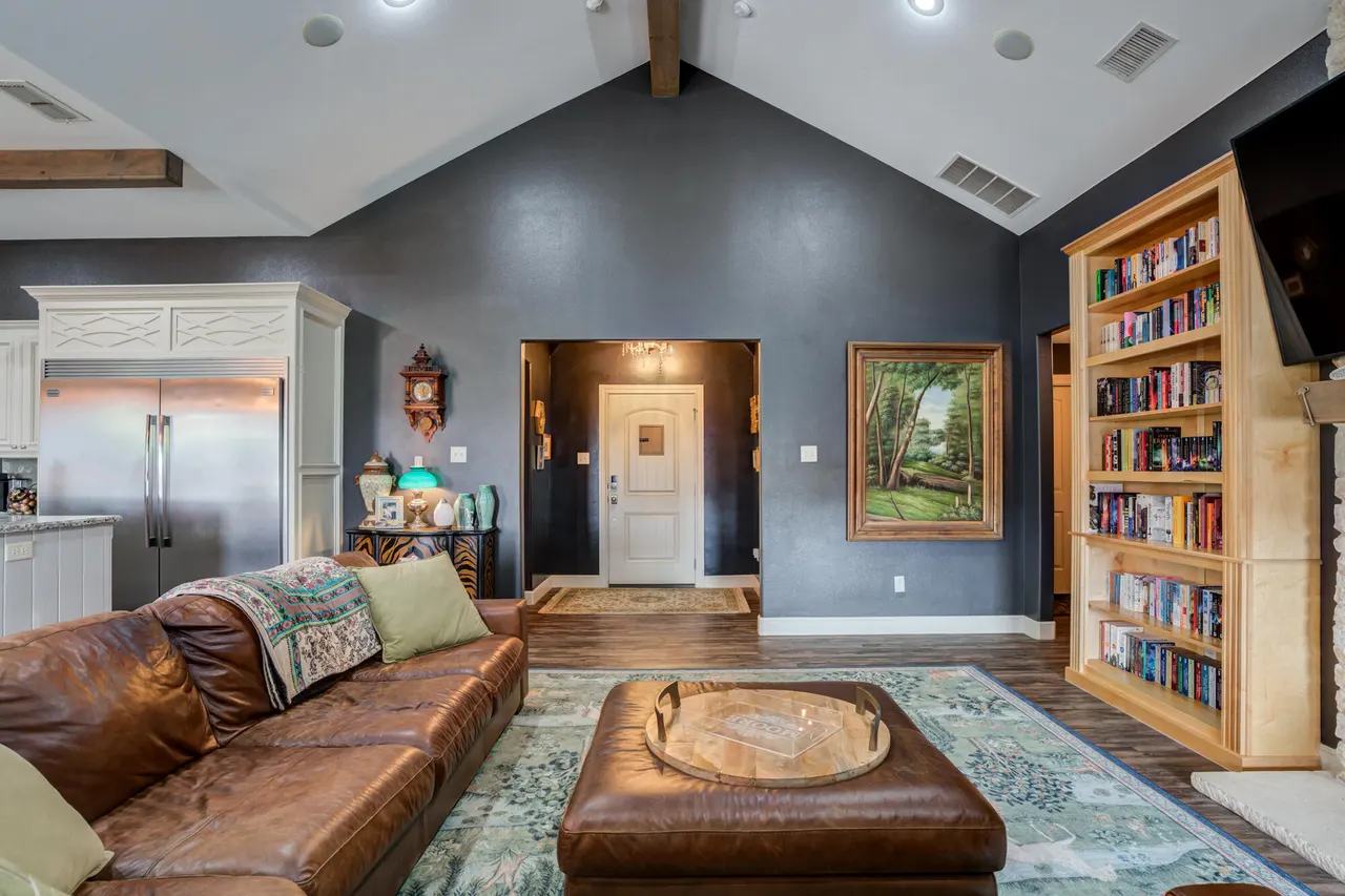 Photo 17 — 6923 71st Street, Lubbock, TX 79424