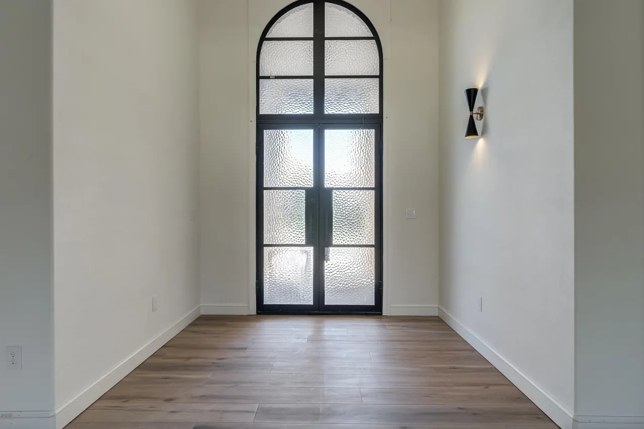 Photo 2 — 10704 Juneau Avenue, Lubbock, TX 79424