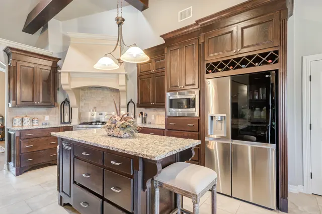 Photo 3 — 1410 Lancelot Avenue, Wolfforth, TX 79382