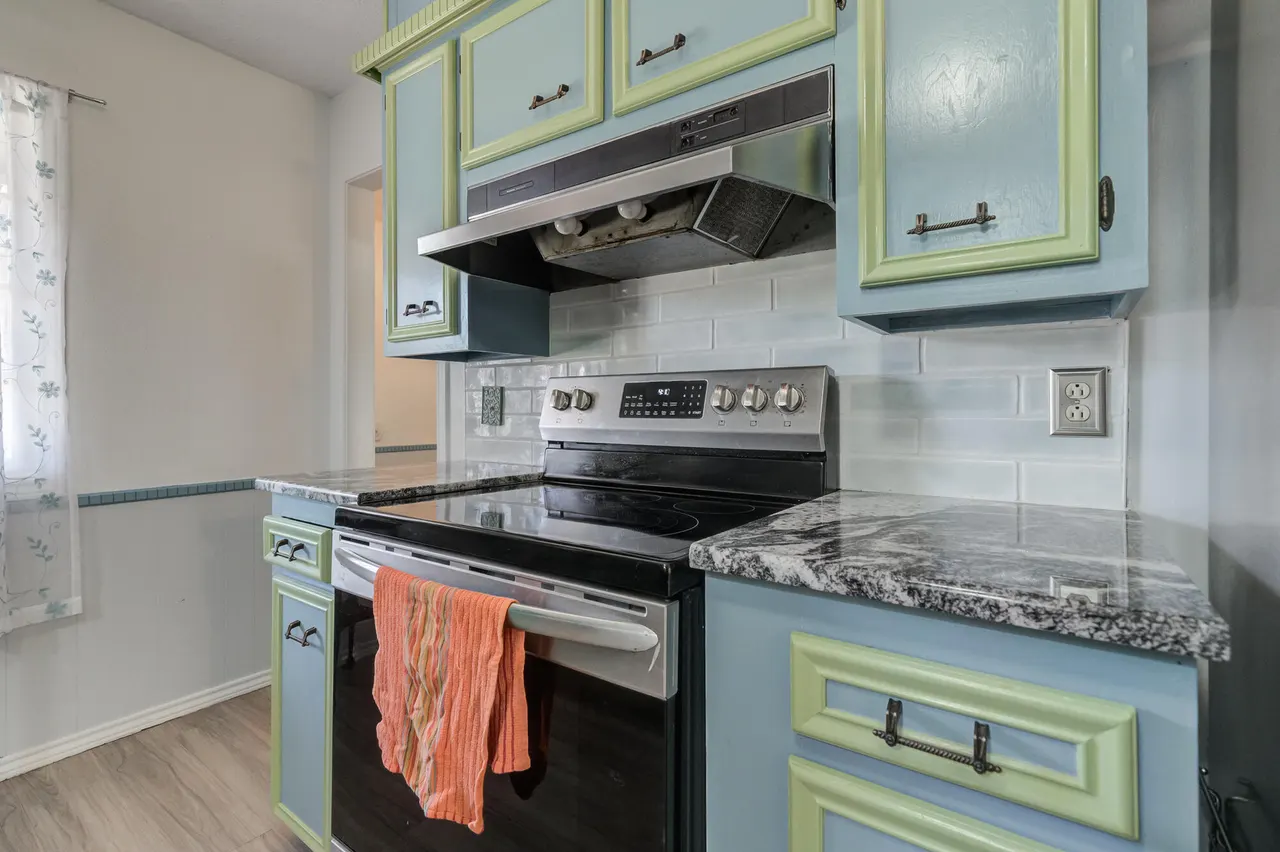 Photo 29 — 6902 Elgin Avenue, Lubbock, TX 79413