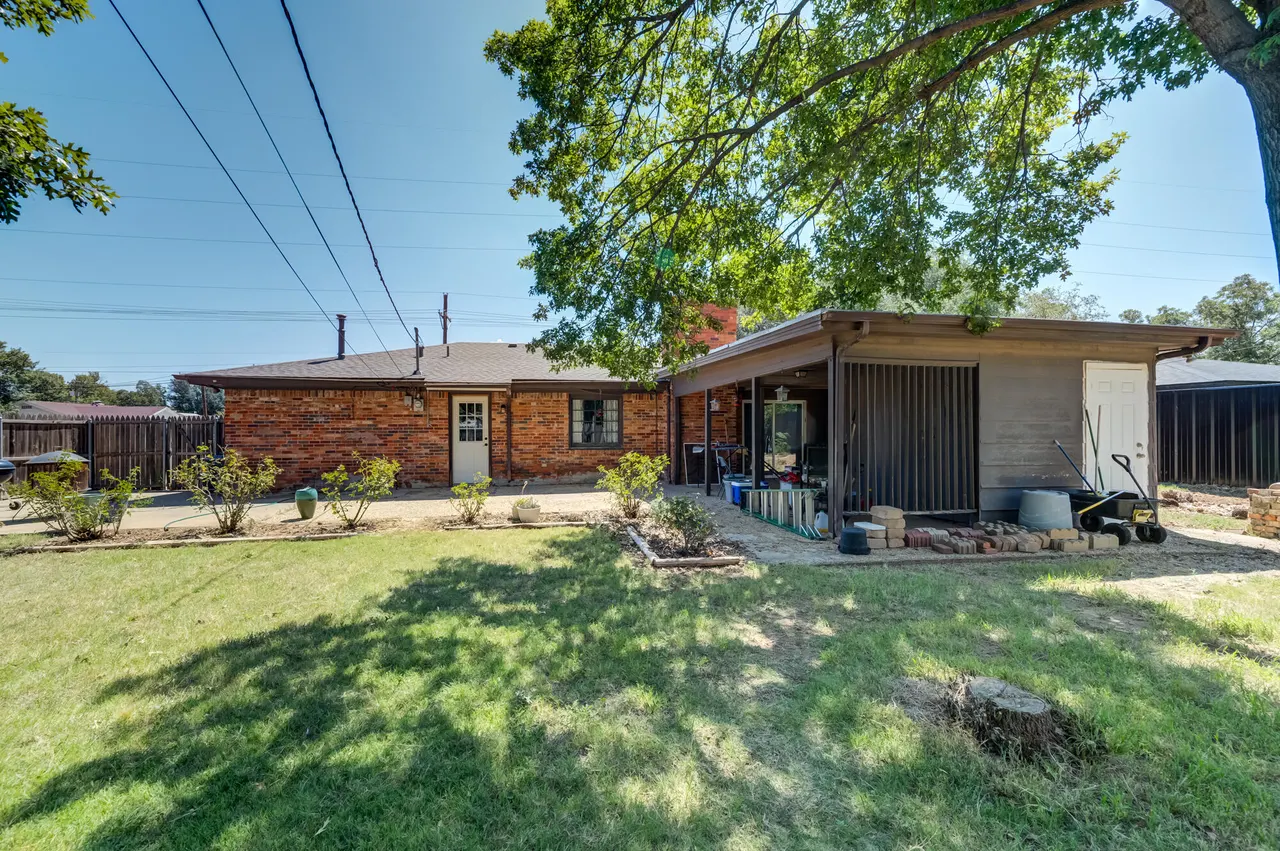 Photo 39 — 6902 Elgin Avenue, Lubbock, TX 79413