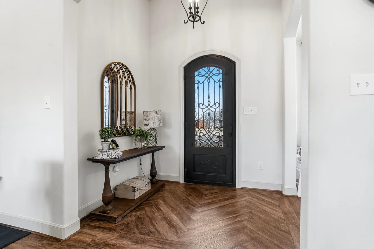 Photo 4 — 621 N 11th Street, Wolfforth, TX 79382