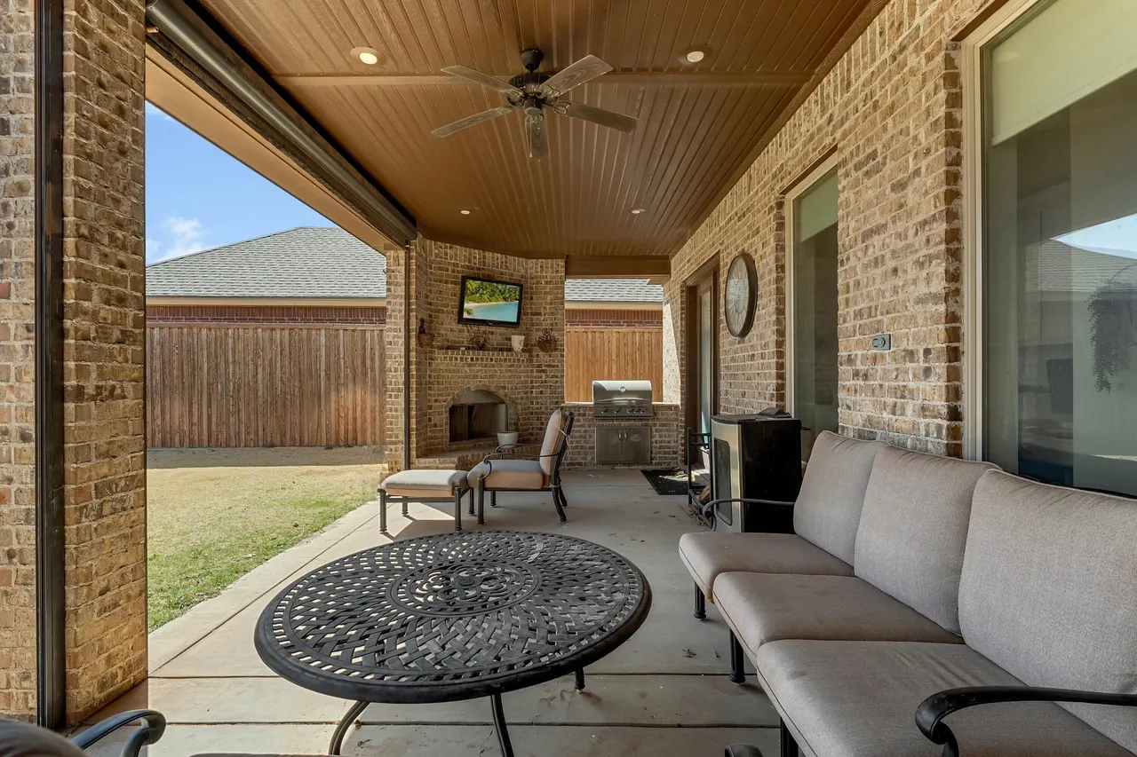 Photo 30 — 621 N 11th Street, Wolfforth, TX 79382