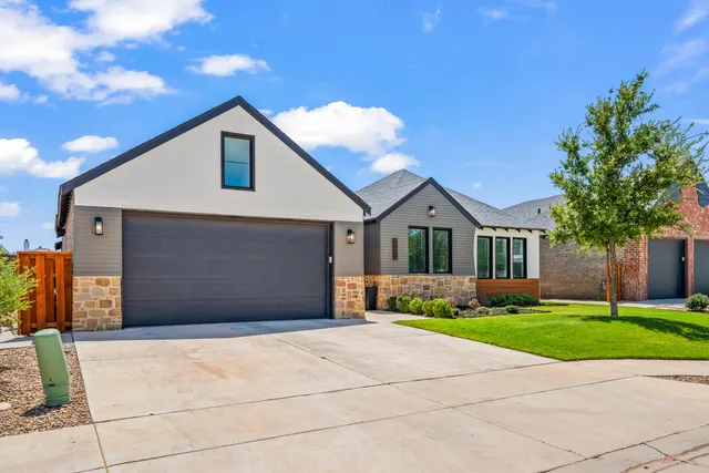 Photo 2 — 3435 126th Street, Lubbock, TX 79423