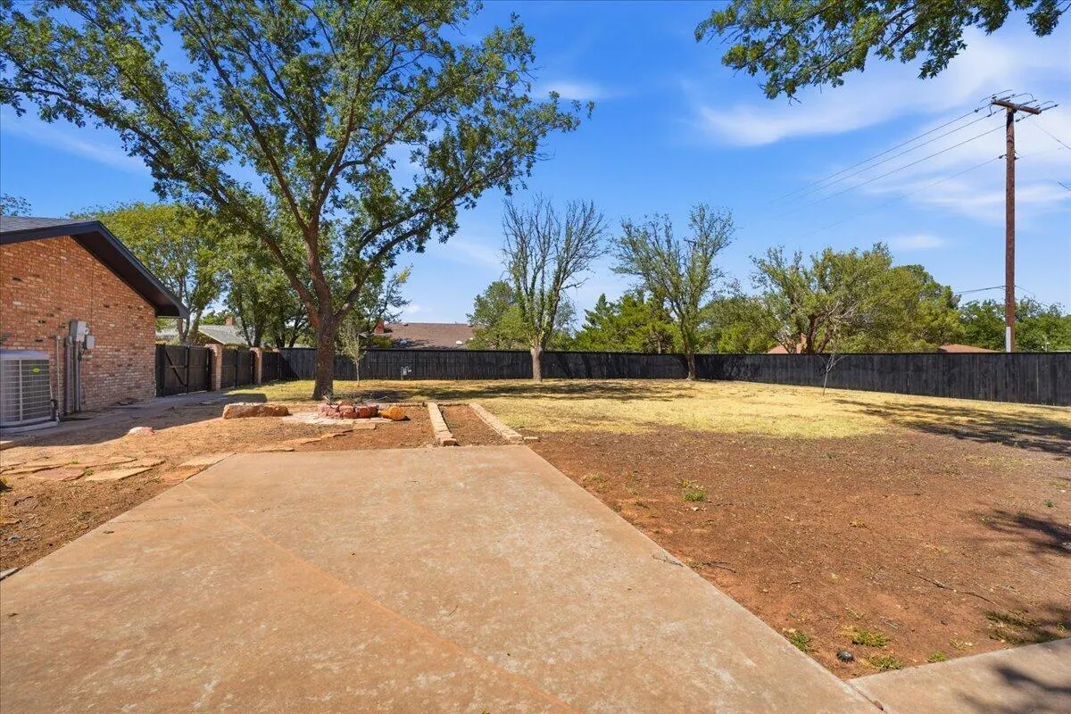Photo 53 — 107 Wood Circle, Levelland, TX 79336