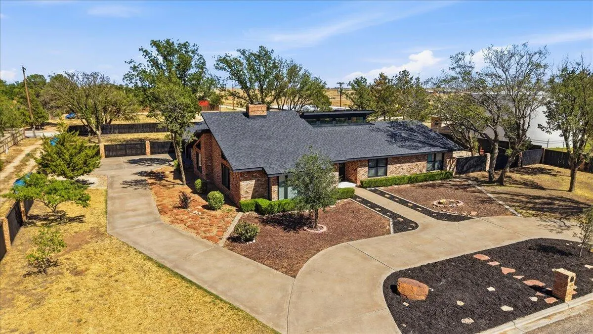 Photo 56 — 107 Wood Circle, Levelland, TX 79336