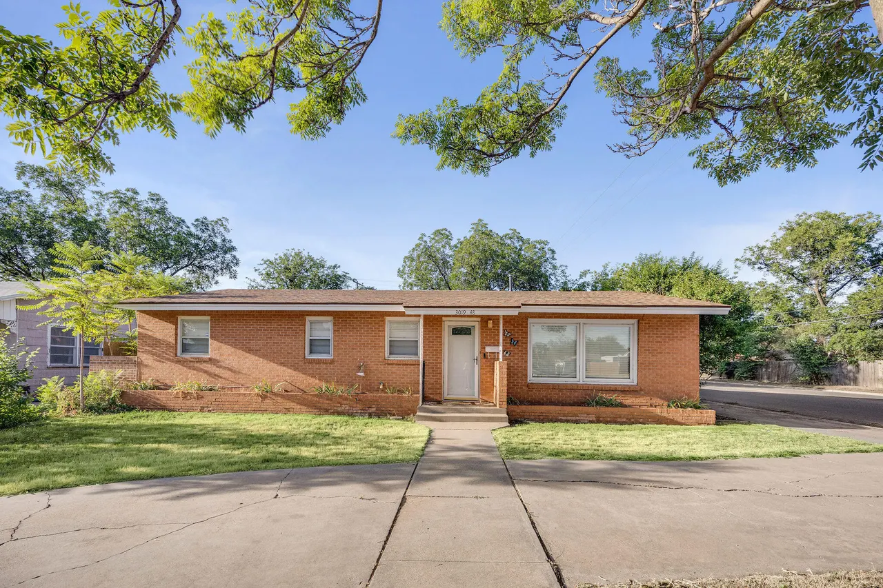 Photo 3 — 3019 48th Street, Lubbock, TX 79413