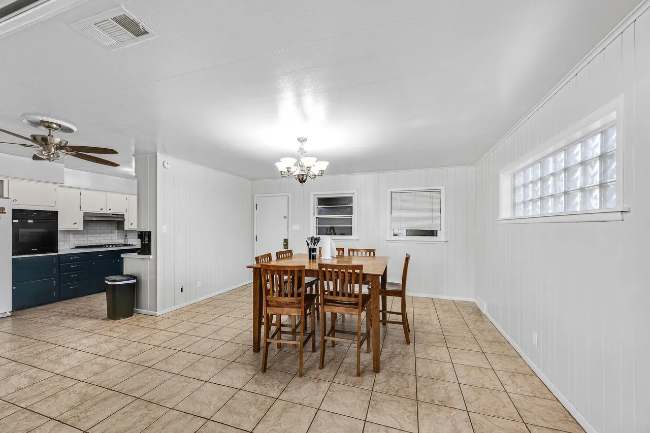 Photo 9 — 3019 48th Street, Lubbock, TX 79413