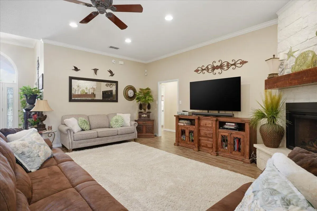 Photo 9 — 4612 100th Street, Lubbock, TX 79424