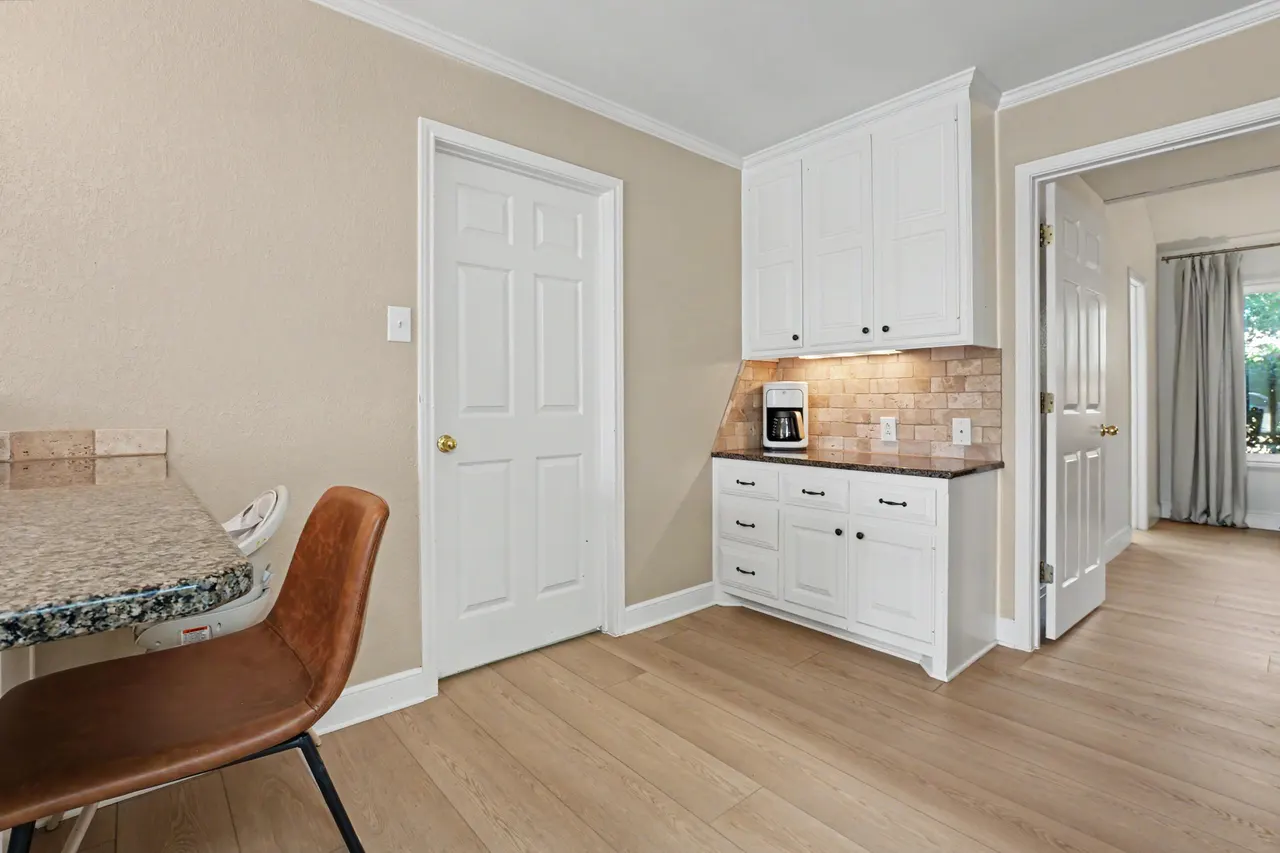 Photo 14 — 9708 Lynnhaven Avenue, Lubbock, TX 79423