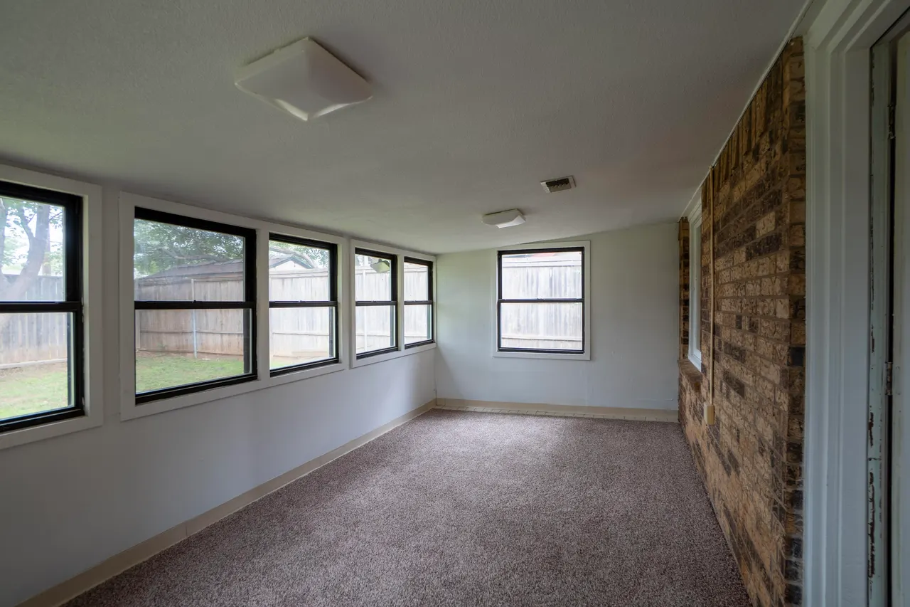 Photo 14 — 5012 55th Street, Lubbock, TX 79414