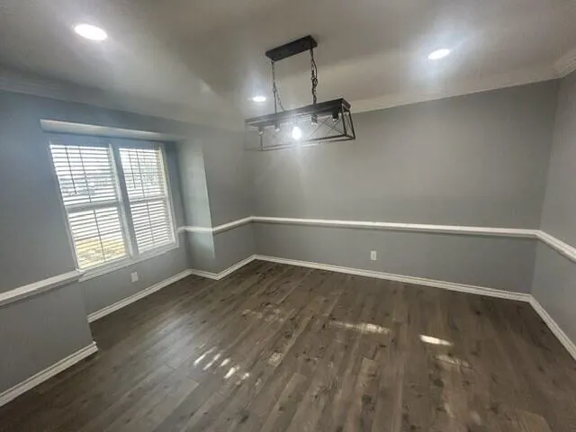 Photo 7 — 802 N Sherman Avenue, Levelland, TX 79336