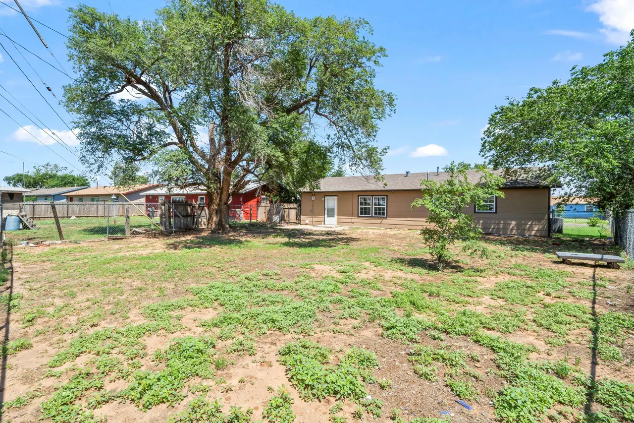 Photo 14 — 2614 E Cornell Street, Lubbock, TX 79403