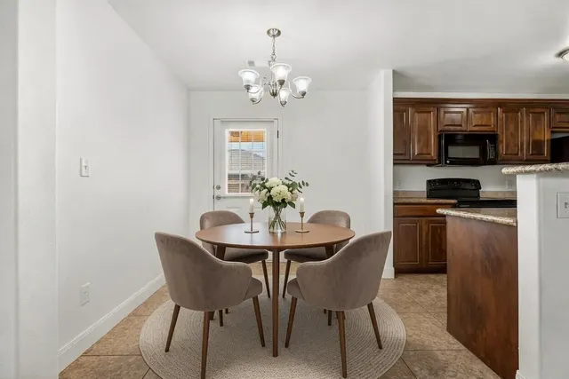 Photo 8 — 4803 Fordham Street, Lubbock, TX 79416