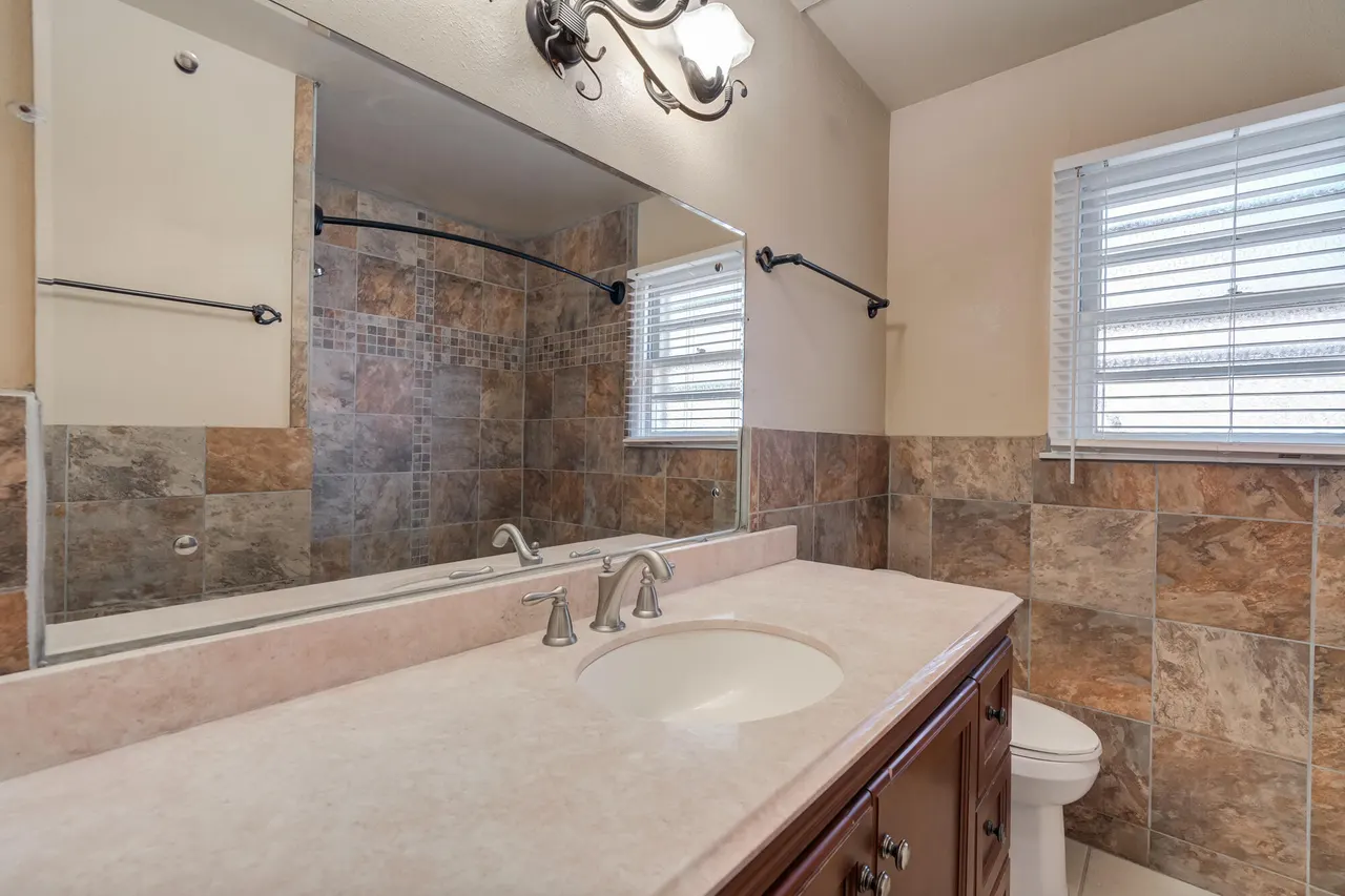 Photo 19 — 4205 39th Street, Lubbock, TX 79413