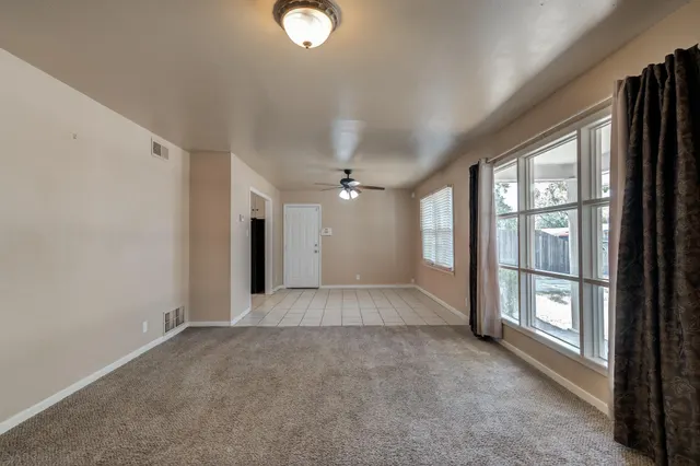 Photo 4 — 4205 39th Street, Lubbock, TX 79413