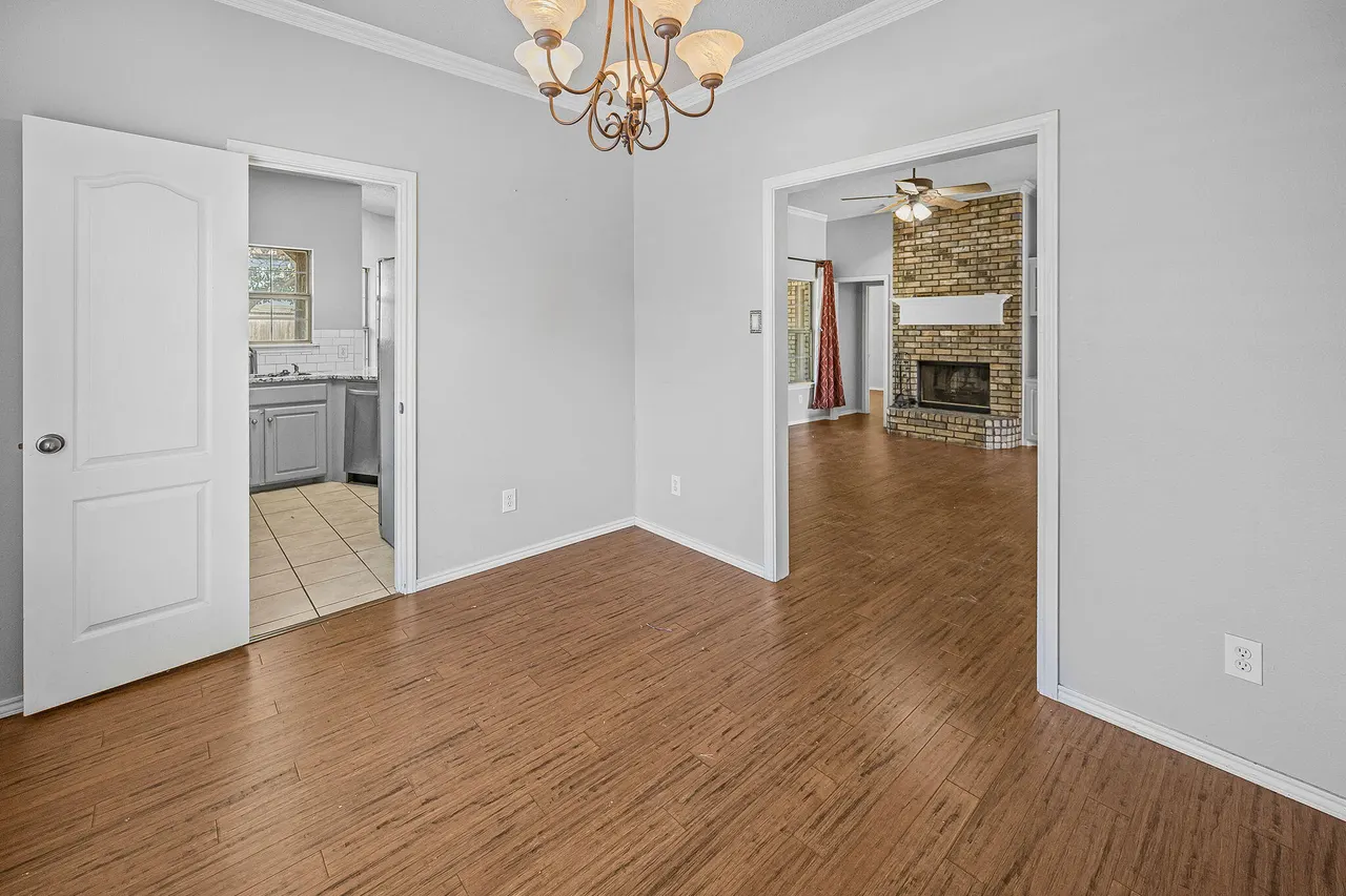Photo 14 — 2102 97th Street, Lubbock, TX 79423