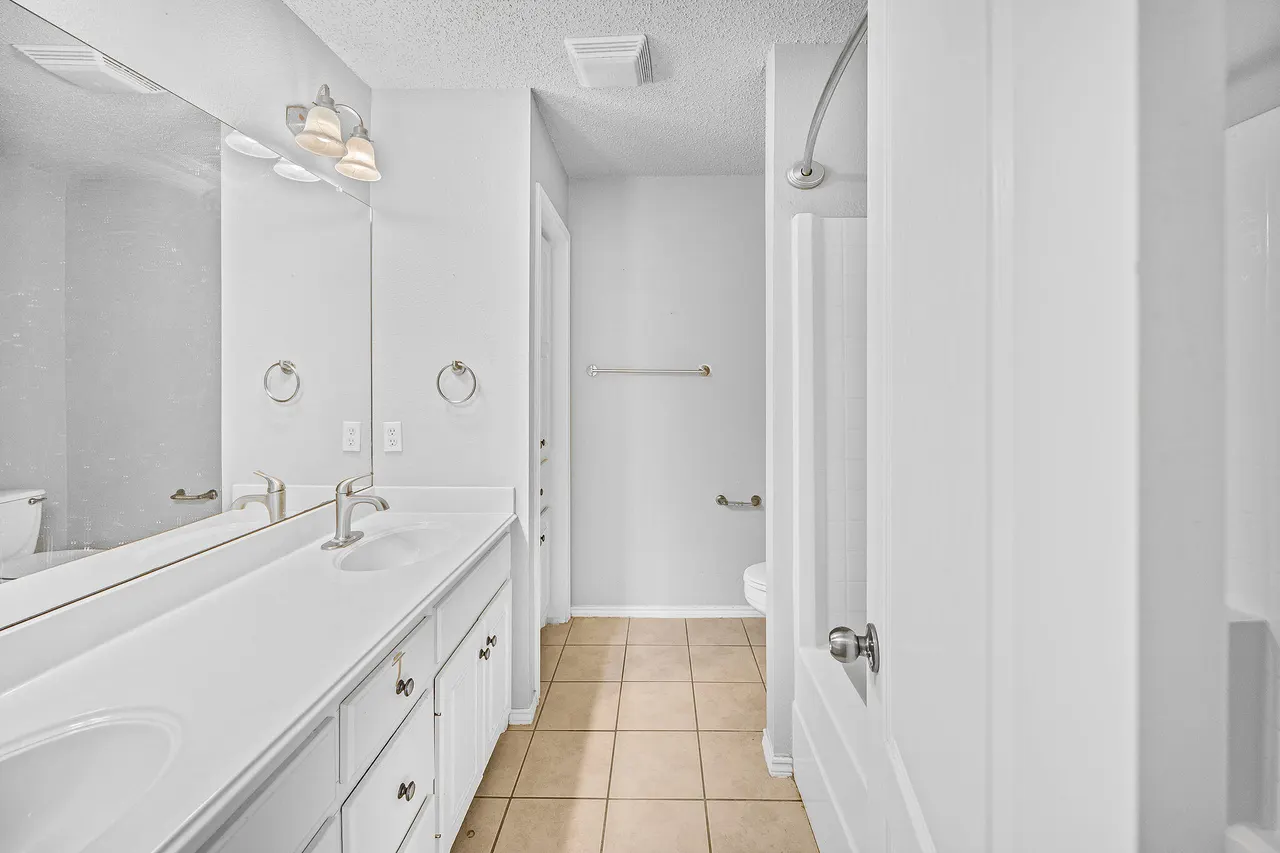 Photo 17 — 2102 97th Street, Lubbock, TX 79423